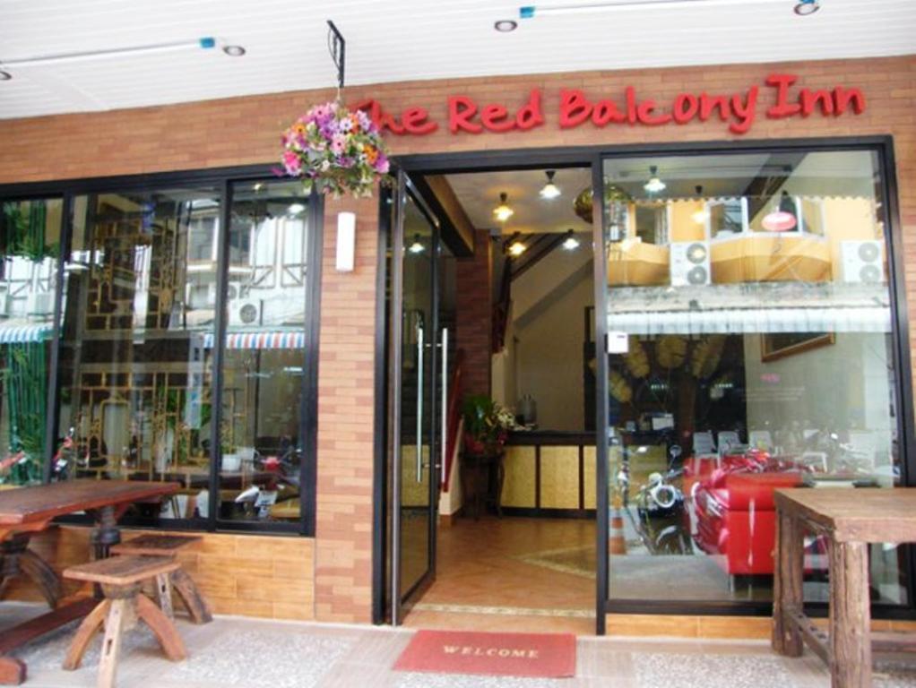 The Red Balcony Inn Pattaya Exterior photo