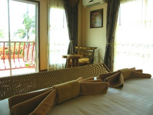 The Red Balcony Inn Pattaya Exterior photo